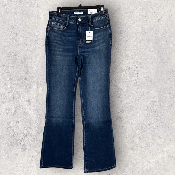 *NWT* Women's Nine West Curvy High Rise Sculpting Bootcut Jeans Size 8 - Picture 2 of 8